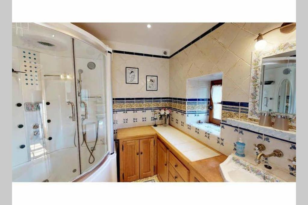 La Grange De Salvaneix Gite Pour 15 Personnes 7 Chambres Avec 6 Sdb-6Wc Sarran Exterior foto